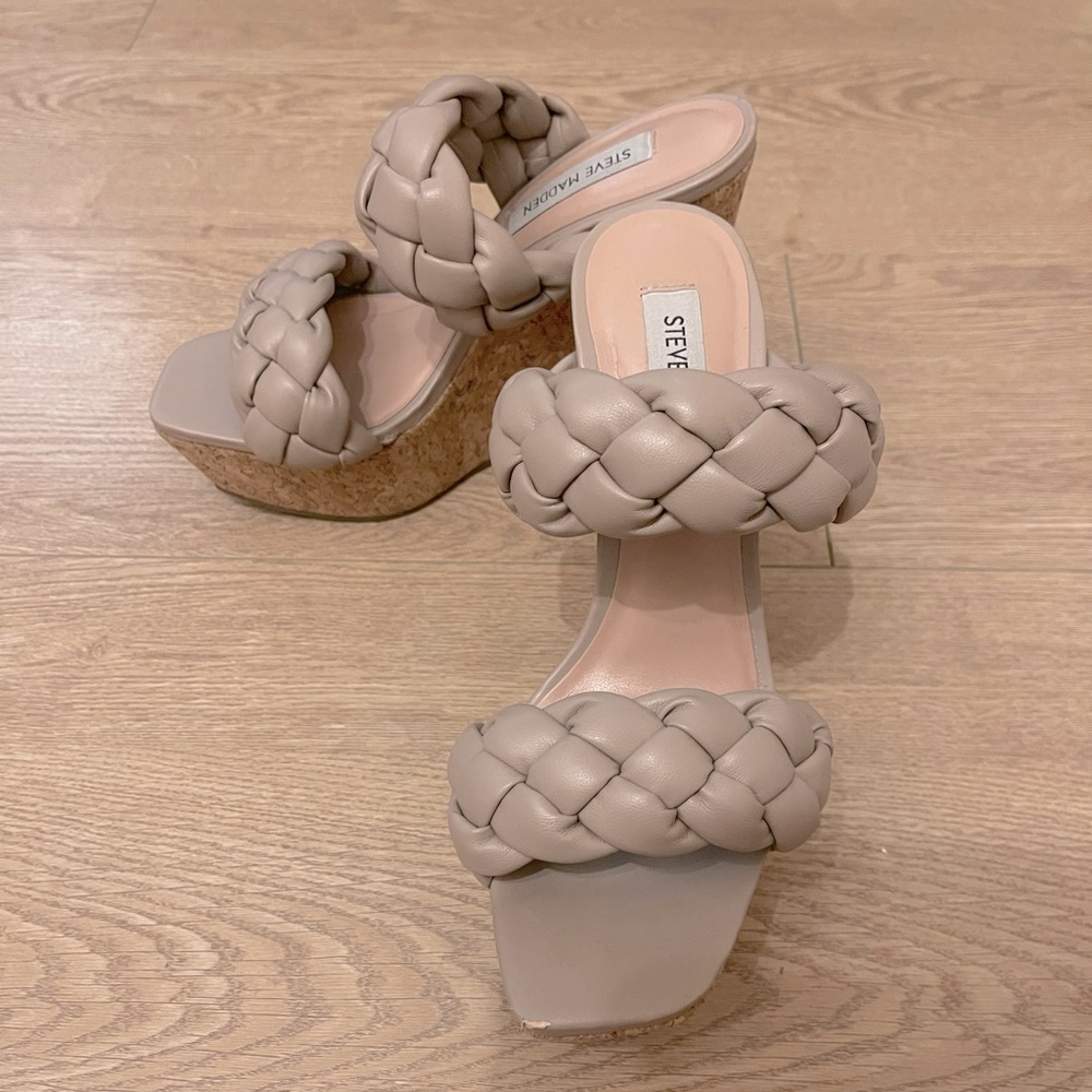 Steve Madden Braided Wedge Sandals size 7